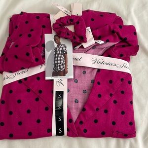 Victoria secret sleep set